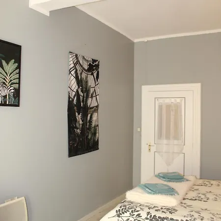 Puivertain, Grande Maison Familiale A 2 Minutes A Pied Du De Prázdninový dům Puivert